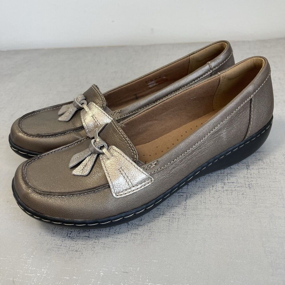 Clarks Ashland Bubble Loafers Flats Leather Pewter Gold Tassels Shoes‎ 9 N